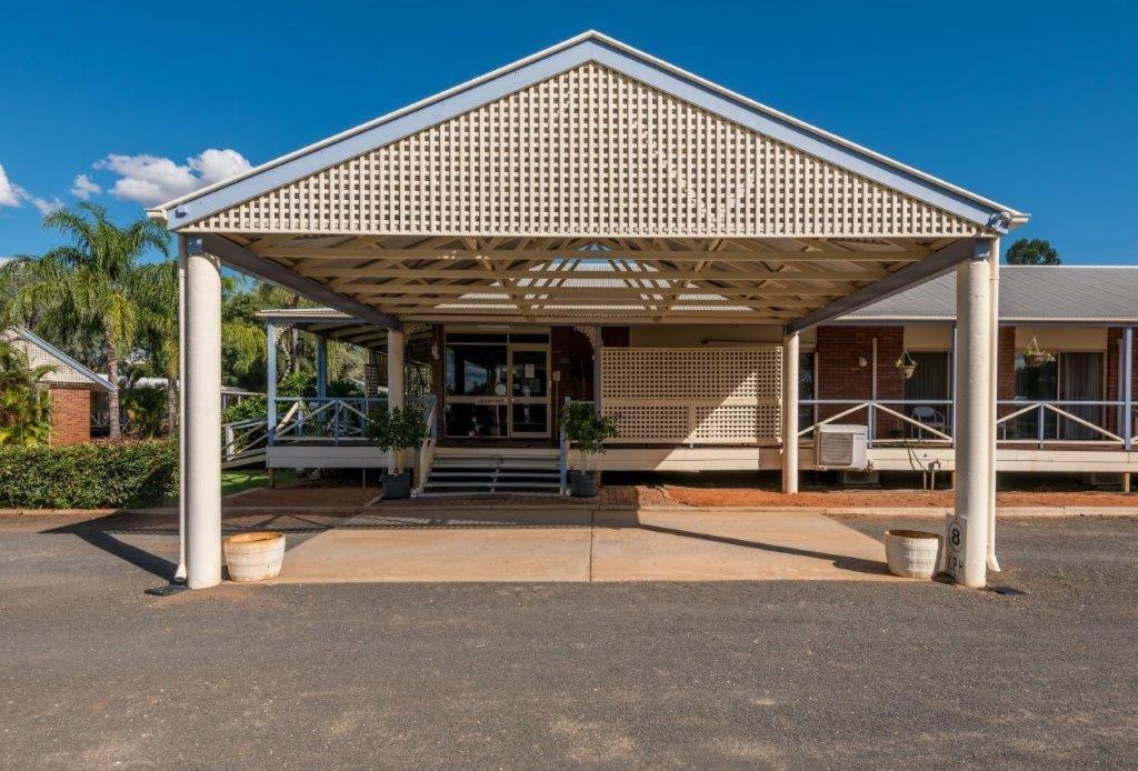 Tambo Mill Motel & Caravan Park Esterno foto
