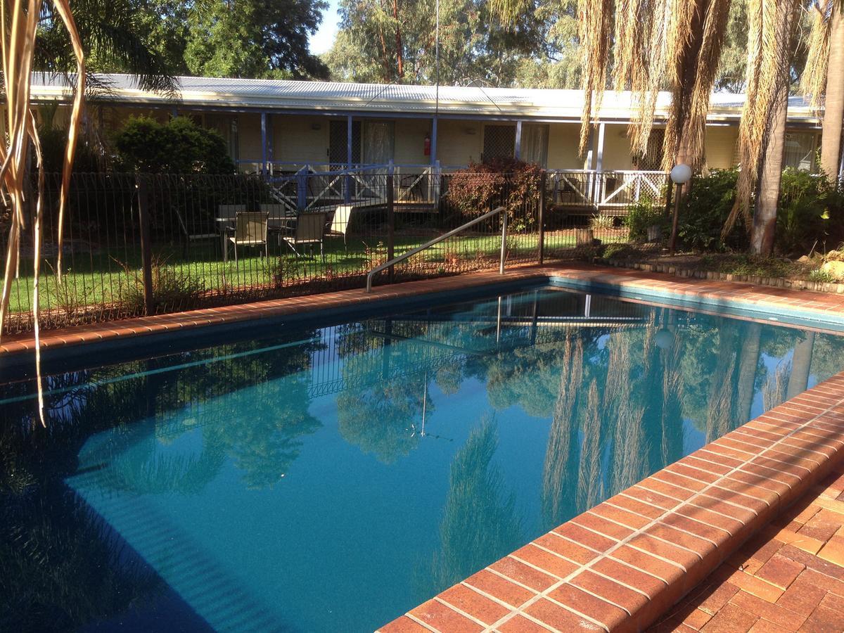 Tambo Mill Motel & Caravan Park Esterno foto