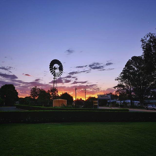 Tambo Mill Motel & Caravan Park Esterno foto